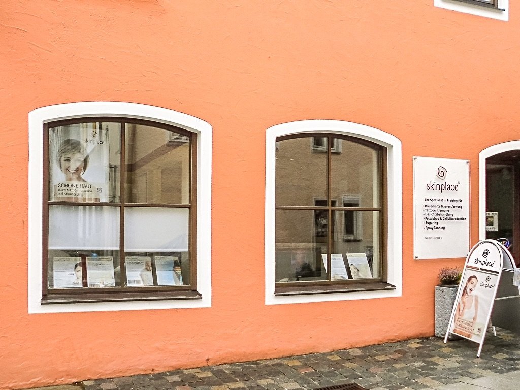 Fassade von skinplace in der Ziegelgasse 7